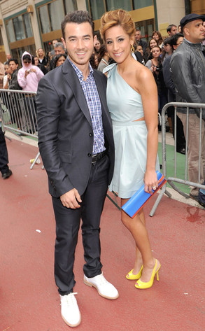 E! Upfront, Kevin Jonas, Danielle Jonas E! Upfront, Kevin Jonas, Danielle Jonas